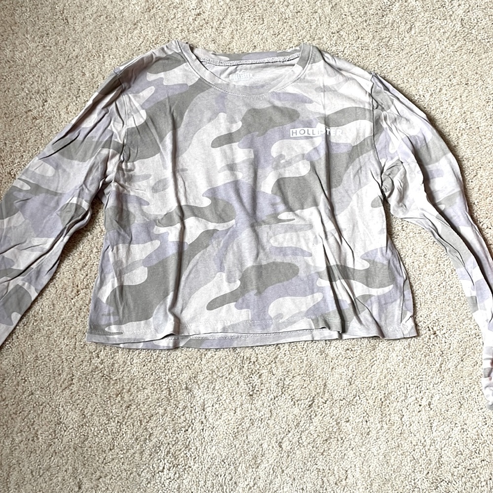 Hollister California cropped long sleeve shirt